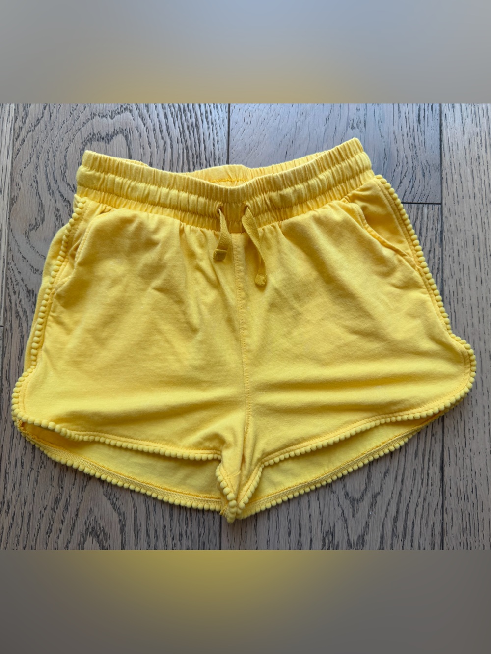 Tea Collection Girls’ Yellow Pull-On Shorts w/ Pom Pom Trim & Front Pockets Sz 7